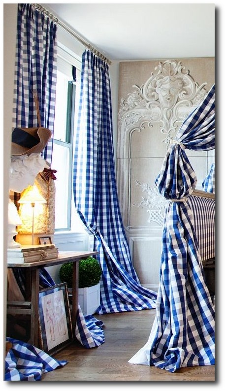 Swedish-French-Gustavian-Decorating-Home-of-Herve-Pierre-Creative-director-of-Carolina-Herrera2